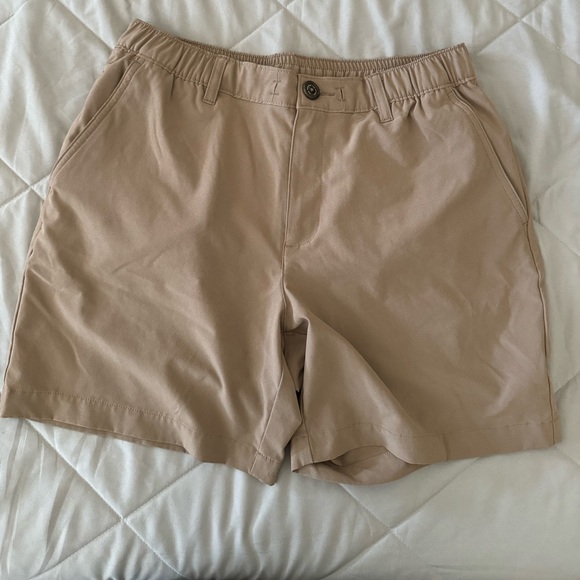 Chubbies Stretch Khakis 6” lined shorts - Picture 4 of 7